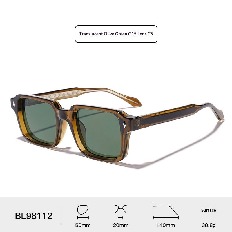 UV400 square frame sunglasses construction detail