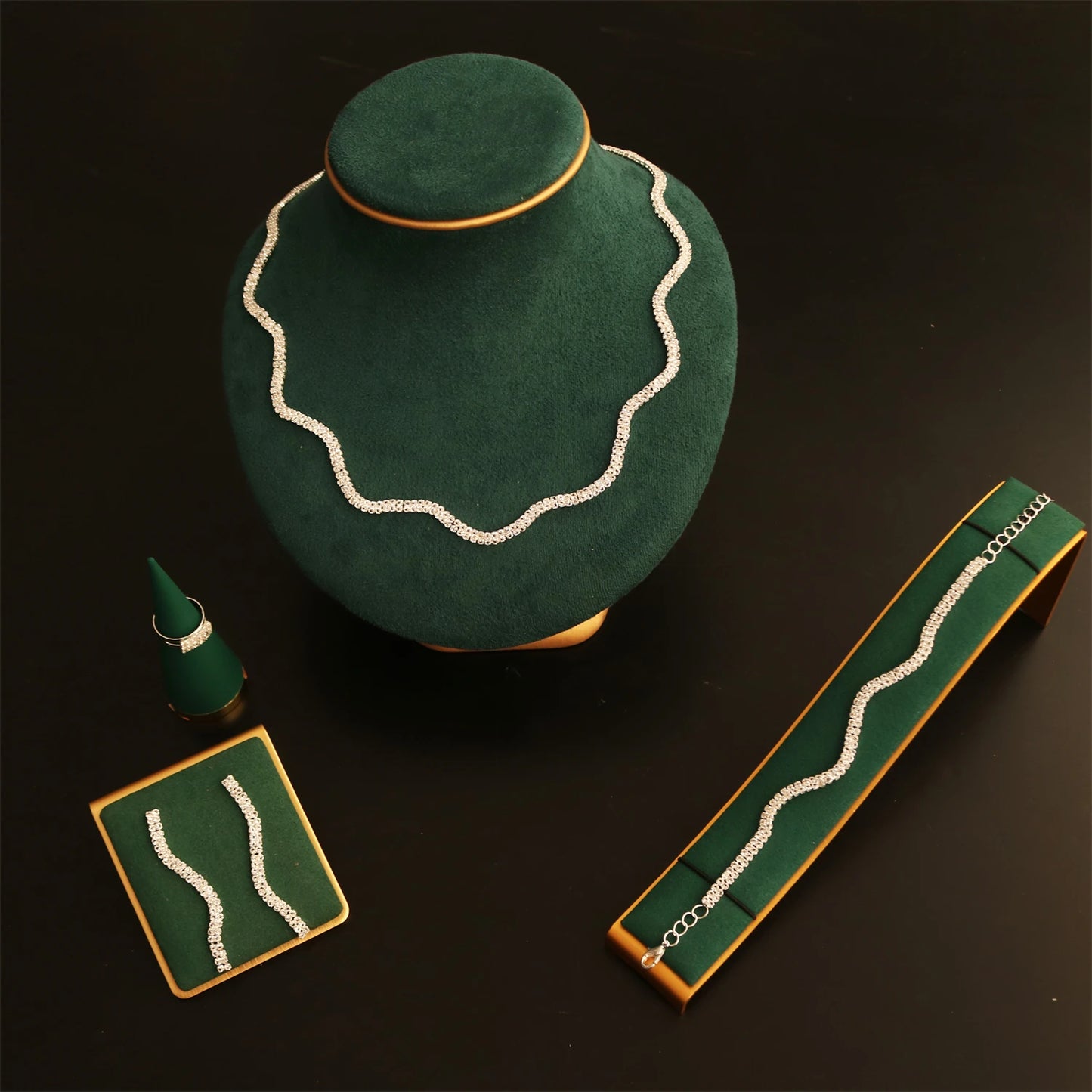 Luxury Rhinestone Bridal Jewelry Set – Elegant Wedding Accessories for Women