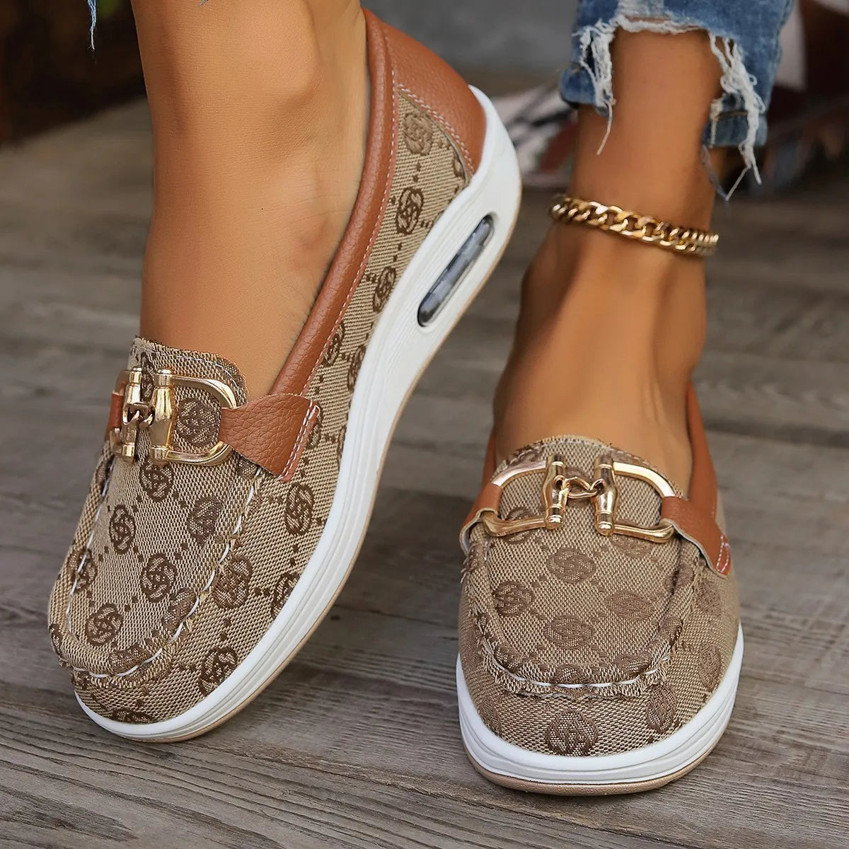 Women's Retro Chain-Detail Loafers – Flat Casual Slip-On Shoes