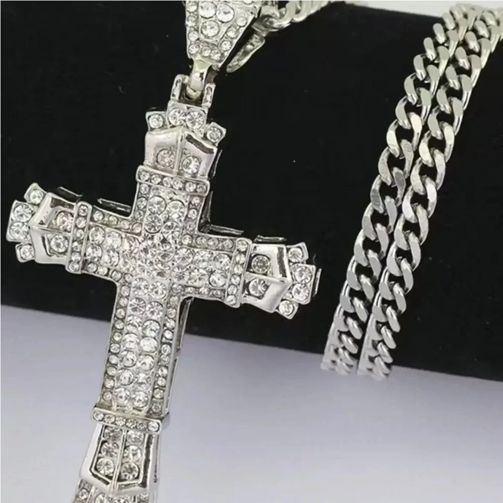 Rhinestone Cross Pendant Necklace – Unisex