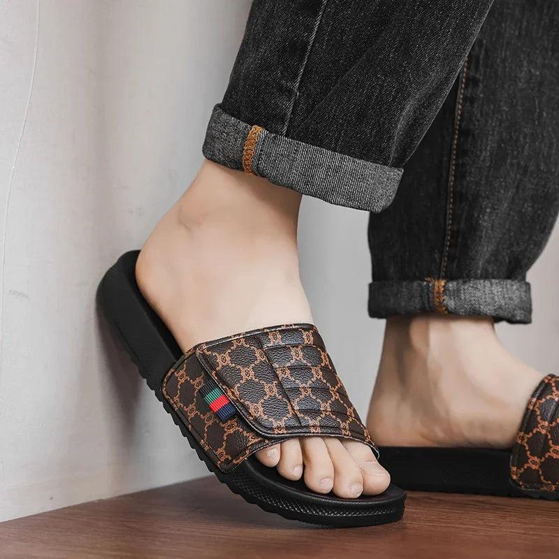Lightweight Fashion Slippers – Breathable Indoor & Outdoor Slides