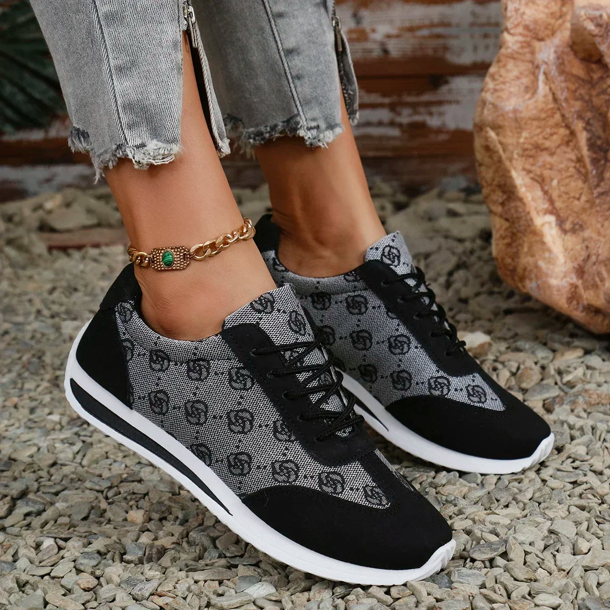 Women's Floral Lace-Up Sneakers – Flat Casual Walking Shoes