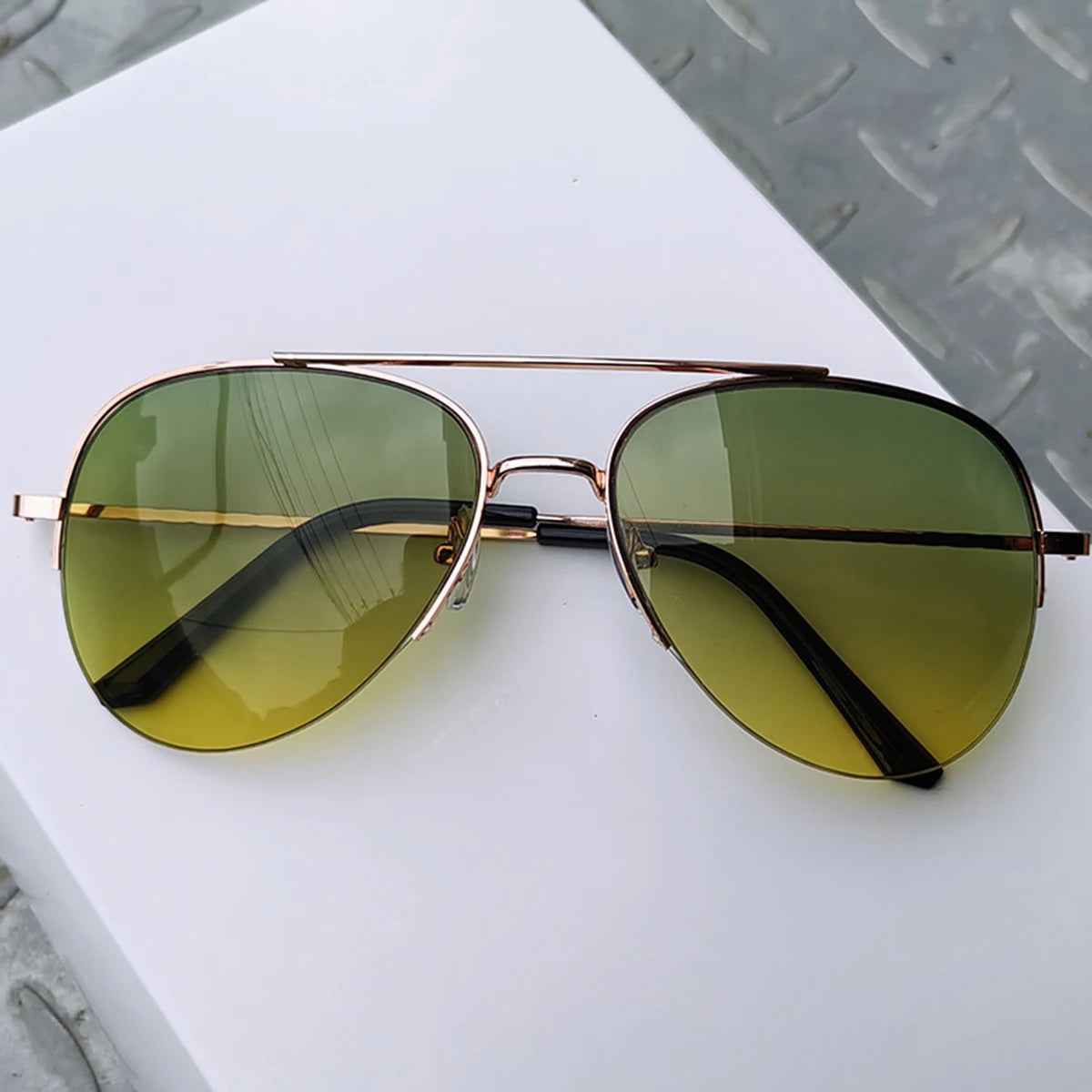 Women's Oval Aviator Sunglasses – UV400 Mirror Lens