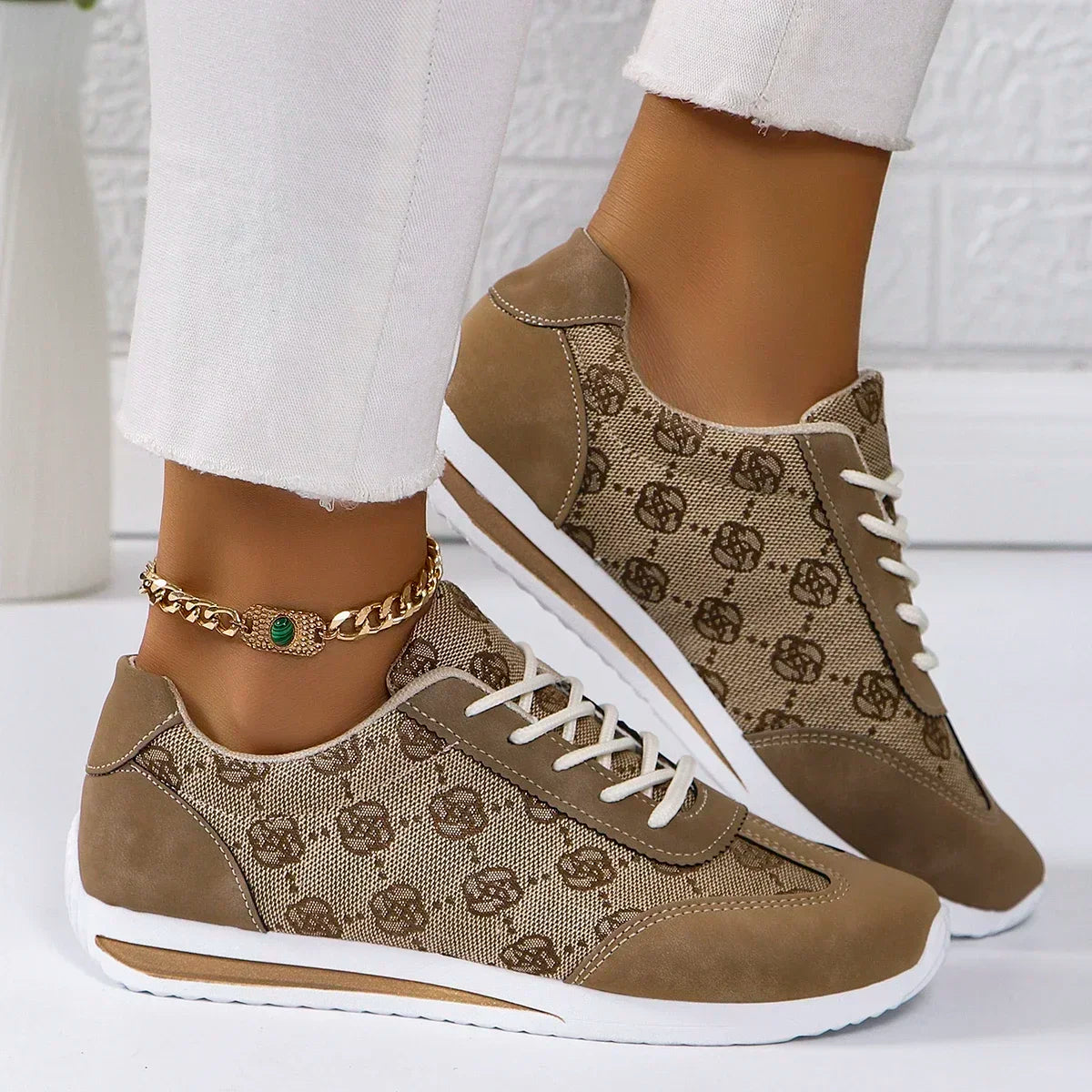 Women's Floral Lace-Up Sneakers – Flat Casual Walking Shoes