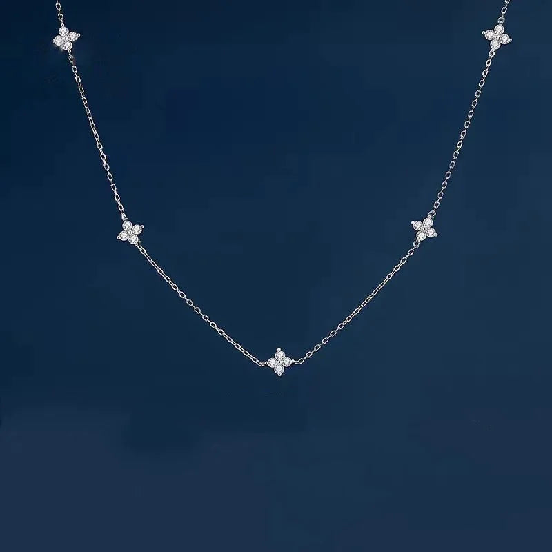 Women's Four-Leaf Flower Zircon Pendant Necklace – Elegant Lucky Charm Jewelry