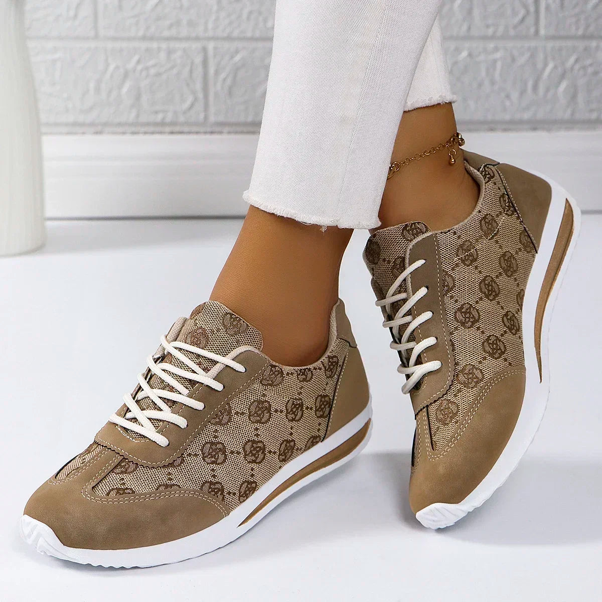 Women's Floral Lace-Up Sneakers – Flat Casual Walking Shoes