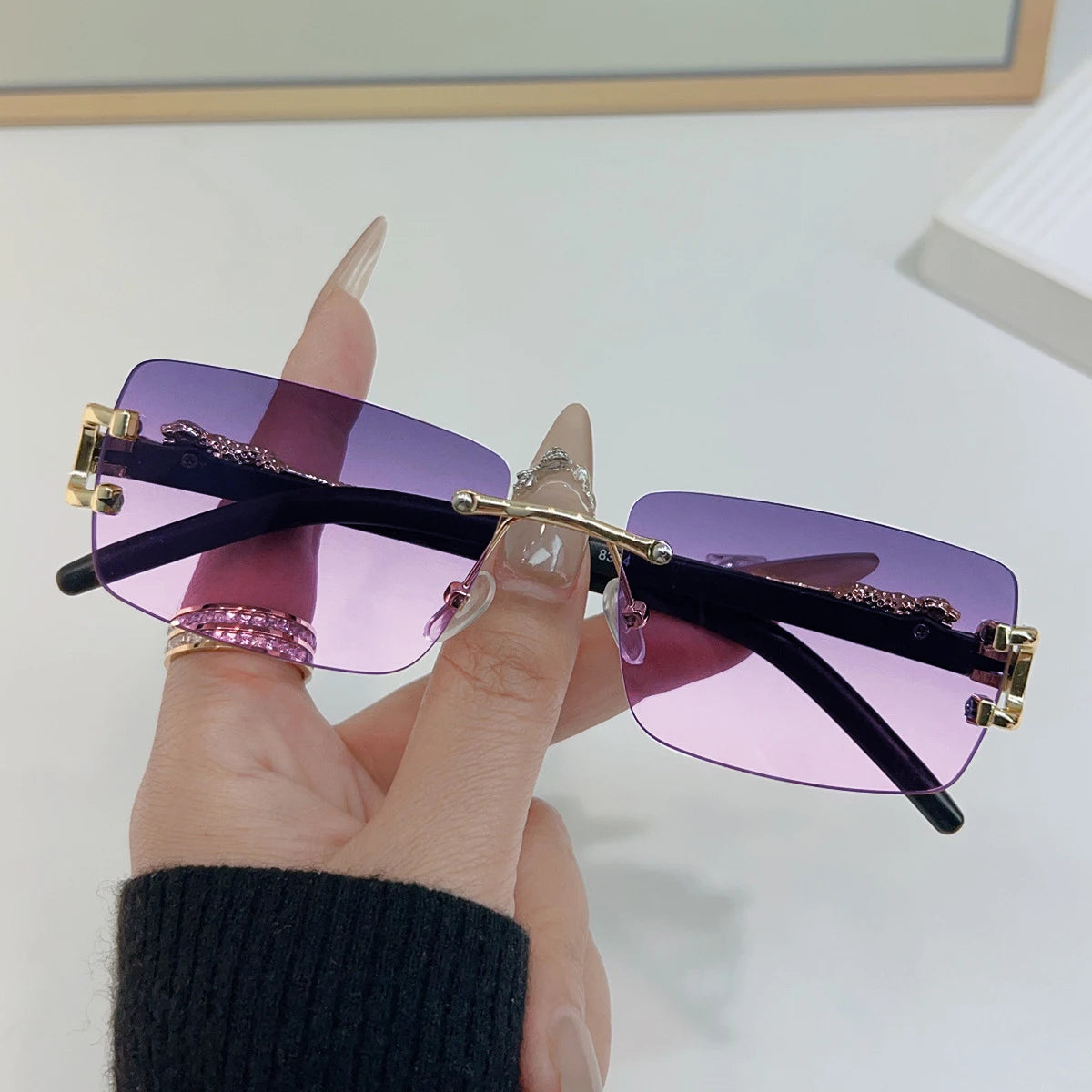 Frameless Rectangle Sunglasses – Unisex Mirror Lens
