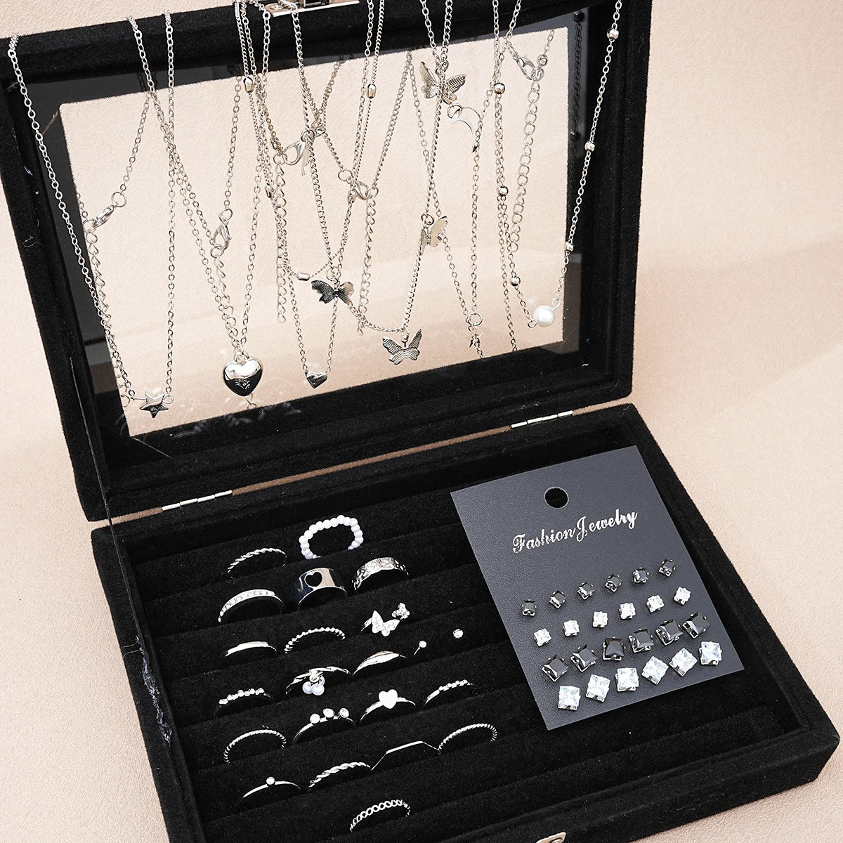 Women's Fashion Jewelry Set – Elegant Coordinated Necklace & Earrings