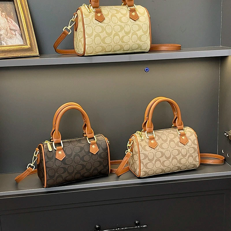 Women's Large Capacity Textured Diaper Bag – Chic Crossbody Shoulder Tote