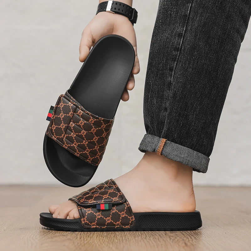 Lightweight Fashion Slippers – Breathable Indoor & Outdoor Slides