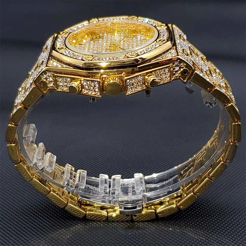 Men's Iced Diamond Gold Quartz Watch — Luxury Calendar Wristwatch