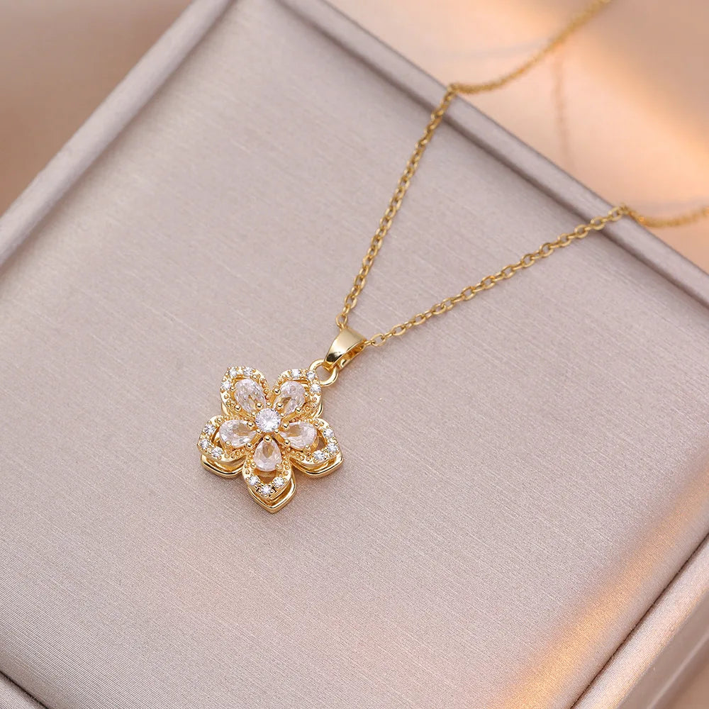 Women's Geometric Flower Copper Pendant Necklace – Trendy Wedding Chain Jewelry