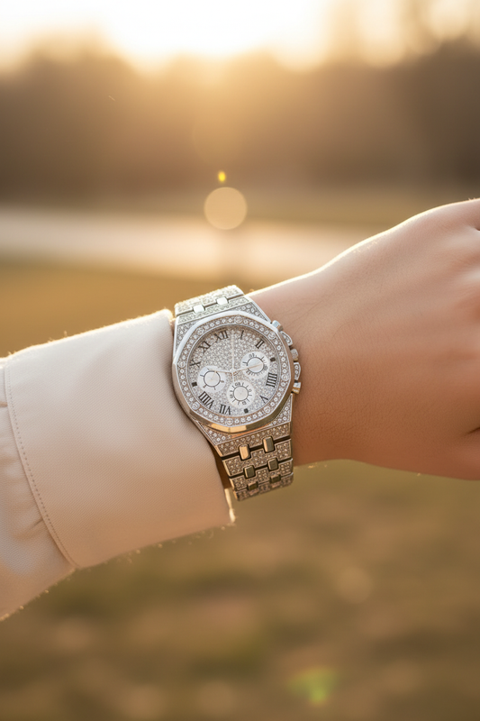 Outdoor lifestyle — Women's Rhinestone Dress Watch
